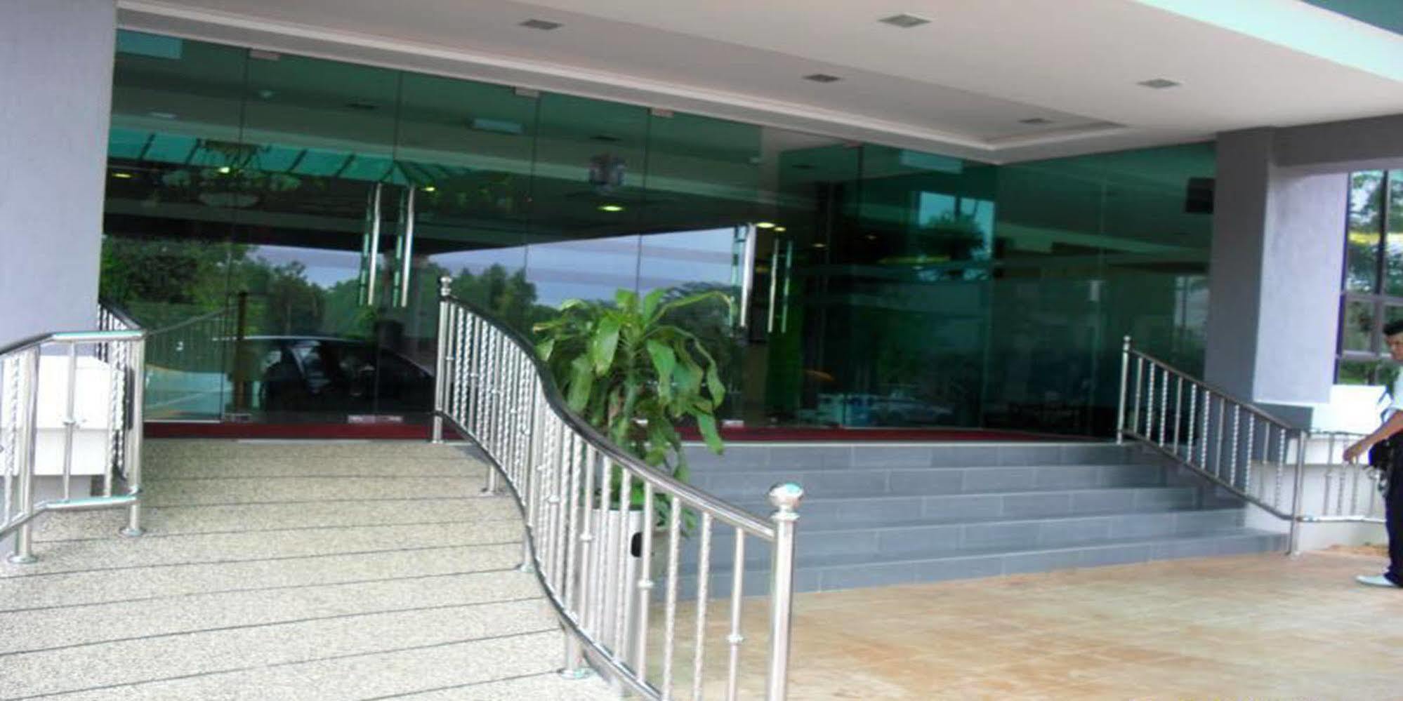 Sutera Hotel Seremban Luaran gambar